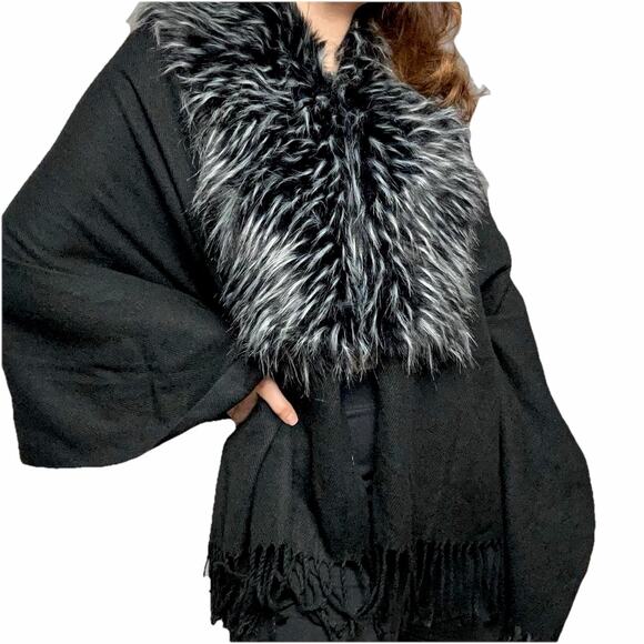 Jessica McClintock Faux Fur Shawl Fringe Goth Chic Mob Wife Goth Glam - Picture 1 of 5